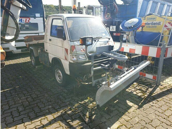 : фото в шапке страницы