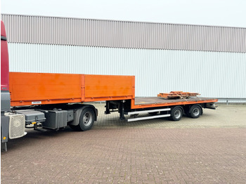 : фото в шапке страницы