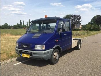 Тягач, Грузопассажирский фургон Iveco Daily 35C12 mini sattelzugmaschine: фото 1 Тягач, Грузопассажирский фургон Iveco Daily 35C12 mini sattelzugmaschine: фото 1