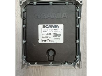 : фото в шапке страницы