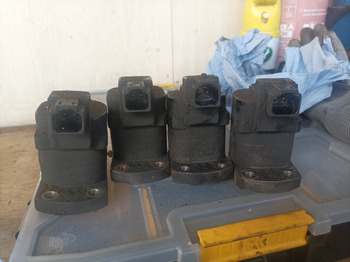 : фото в шапке страницы