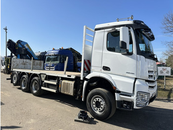 : фото в шапке страницы