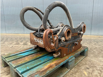 : фото в шапке страницы