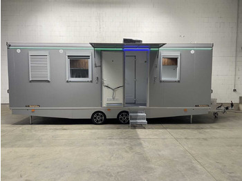 : фото в шапке страницы