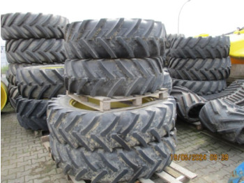 : фото в шапке страницы