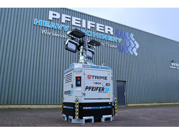 : фото в шапке страницы