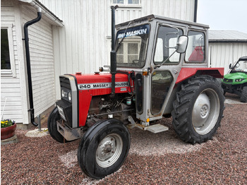 Трактор MASSEY FERGUSON