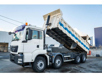 : фото в шапке страницы