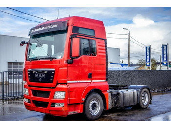 : фото в шапке страницы