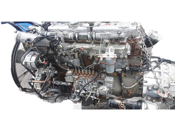 : фото в шапке страницы