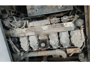 : фото в шапке страницы