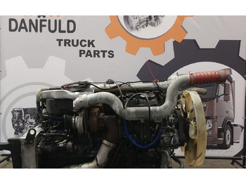 : фото в шапке страницы