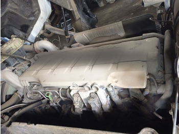 : фото в шапке страницы