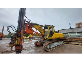 : фото в шапке страницы