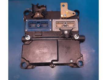 : фото в шапке страницы