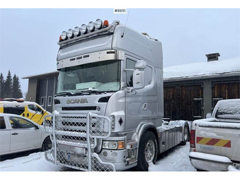 : фото в шапке страницы