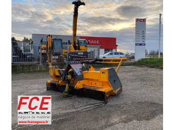 : фото в шапке страницы