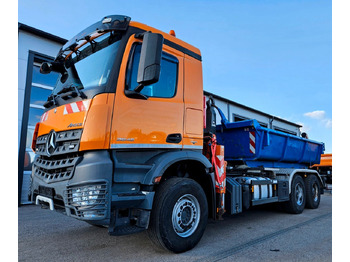 Крюковой мультилифт MERCEDES-BENZ Arocs 2645