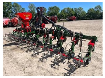 : фото в шапке страницы