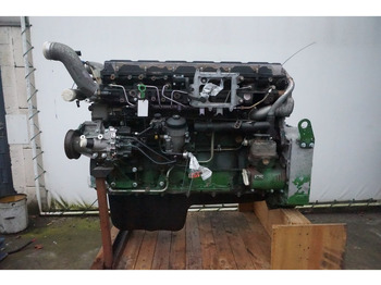 : фото в шапке страницы