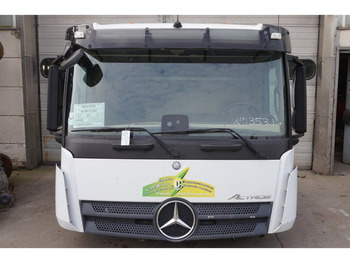 : фото в шапке страницы