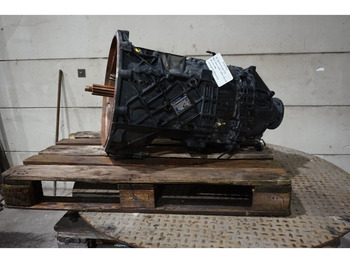 : фото в шапке страницы