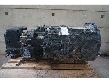 : фото в шапке страницы