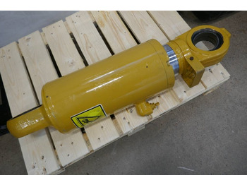 : фото в шапке страницы