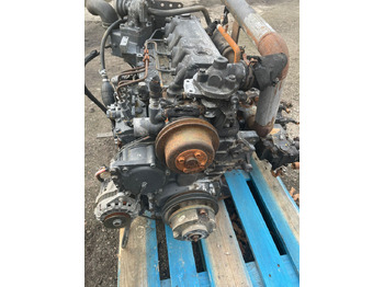 : фото в шапке страницы