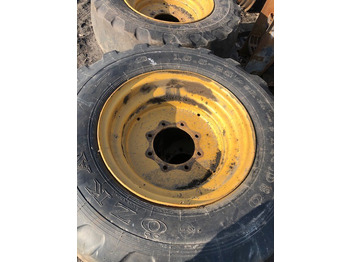 : фото в шапке страницы