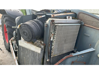 : фото в шапке страницы