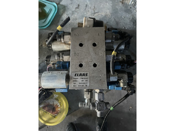 : фото в шапке страницы