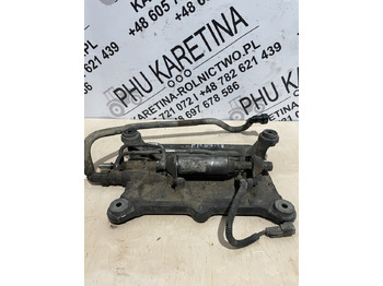 : фото в шапке страницы