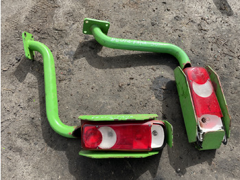 : фото в шапке страницы