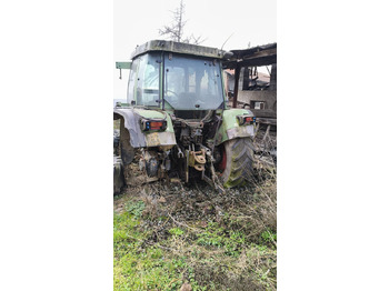 : фото в шапке страницы