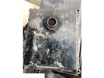 : фото в шапке страницы