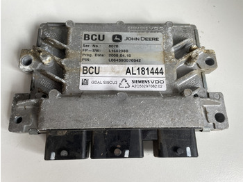 : фото в шапке страницы