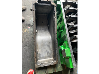 : фото в шапке страницы