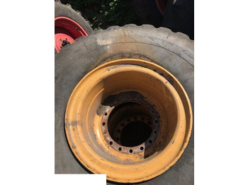 : фото в шапке страницы