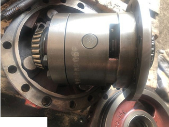 : фото в шапке страницы