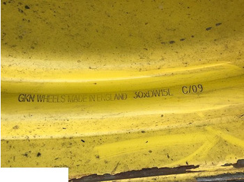 : фото в шапке страницы