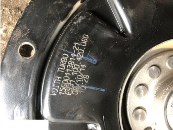 : фото в шапке страницы