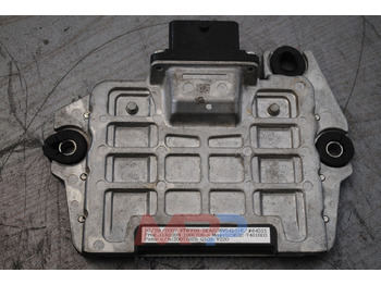 : фото в шапке страницы