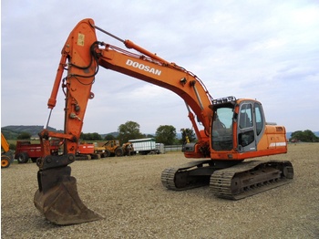 Гусеничный экскаватор DOOSAN DX180LC: фото 1
