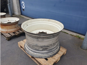 : фото в шапке страницы