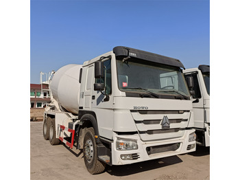 HOWO HOWO-mixer pump truck в лизинг HOWO HOWO-mixer pump truck: фото 1