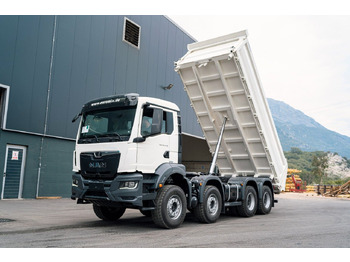 Самосвал MAN TGS 35.470