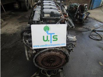 : фото в шапке страницы