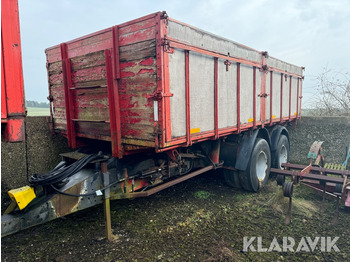 : фото в шапке страницы