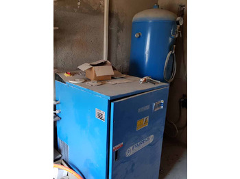 : фото в шапке страницы